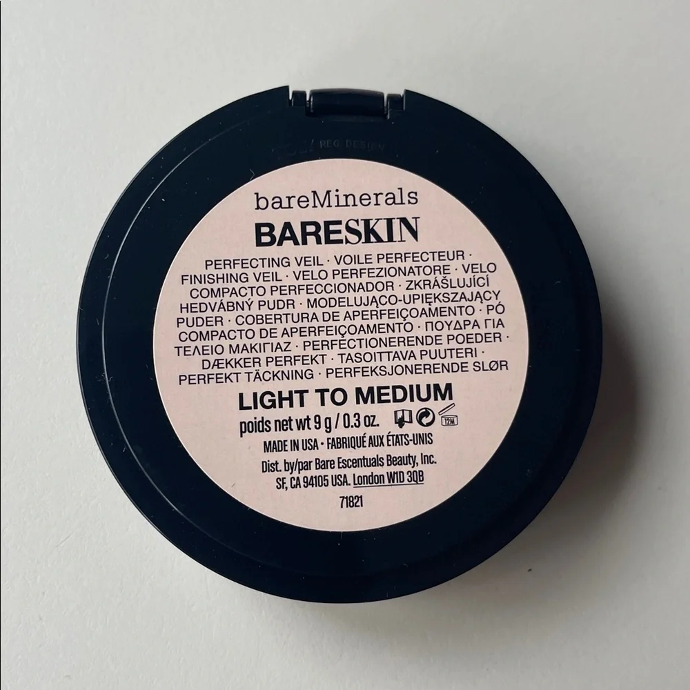 bareMinerals BARESKIN Perfecting Veil in Light to Medium